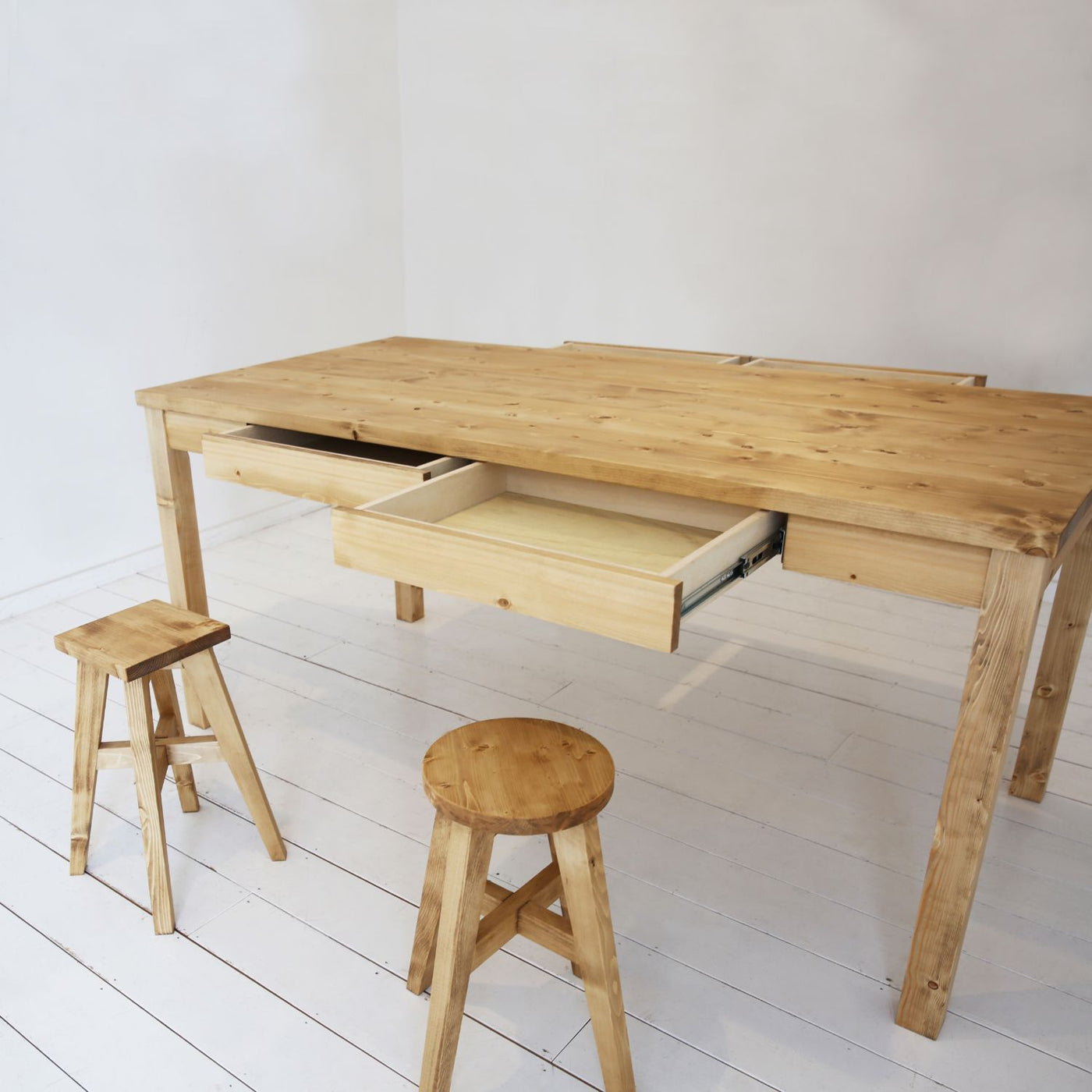 t-08_2_1400x.jpg?v=1711697826