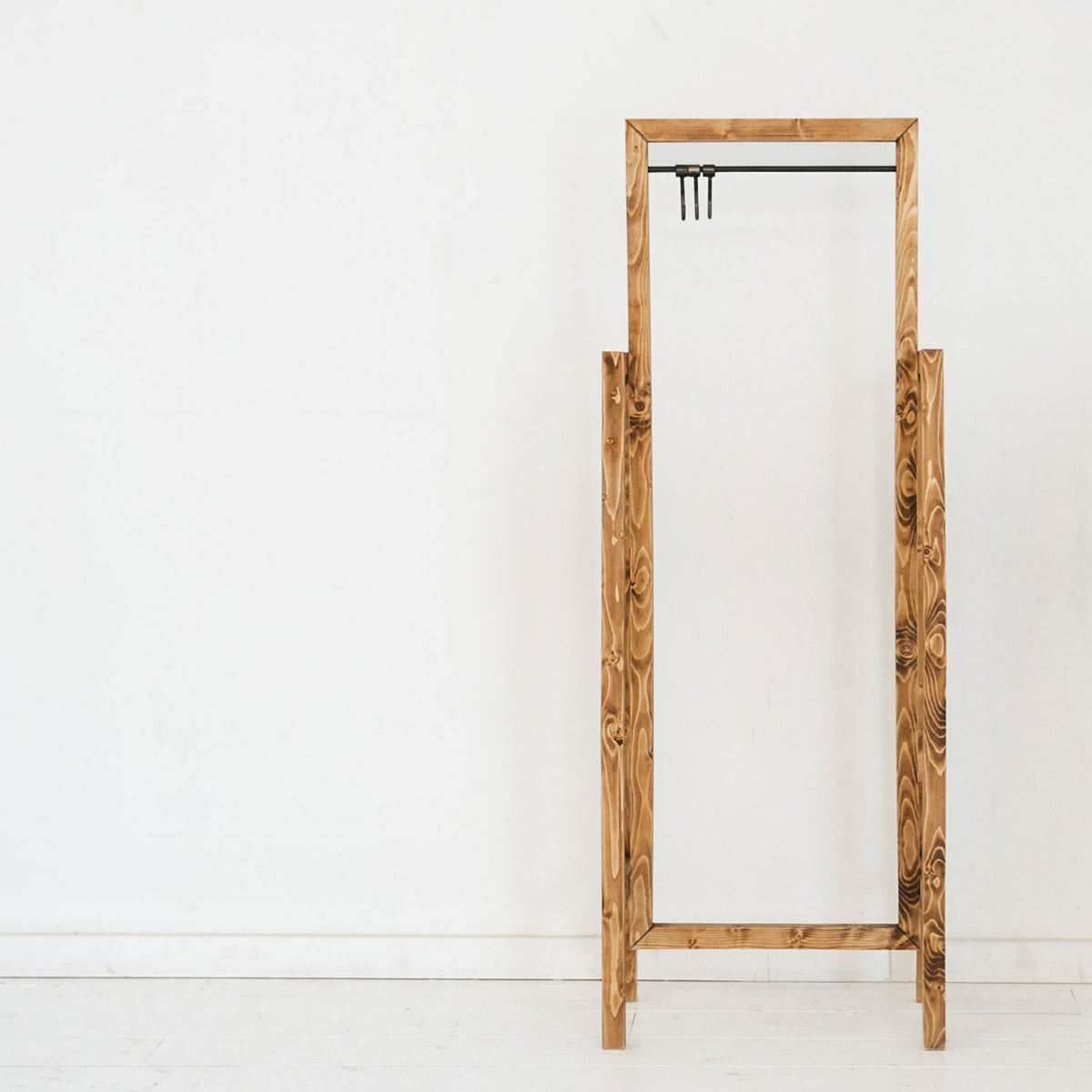 ハンガーラック – NEALD